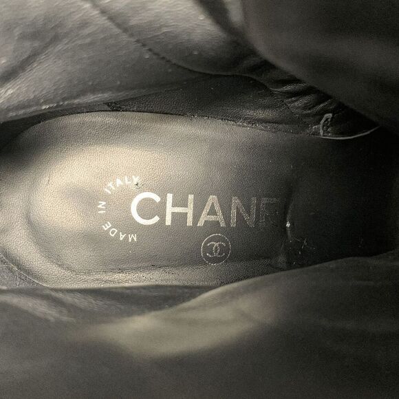 Chanel Interlocking C Black Leather and Grosgrain Ankle Booties EU 37.5 US 6.5-7 - Picture 7 of 10